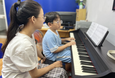 Khóa Piano Lớp 1 Kèm 1